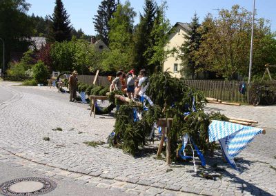 Maibaumaufstellen 2007